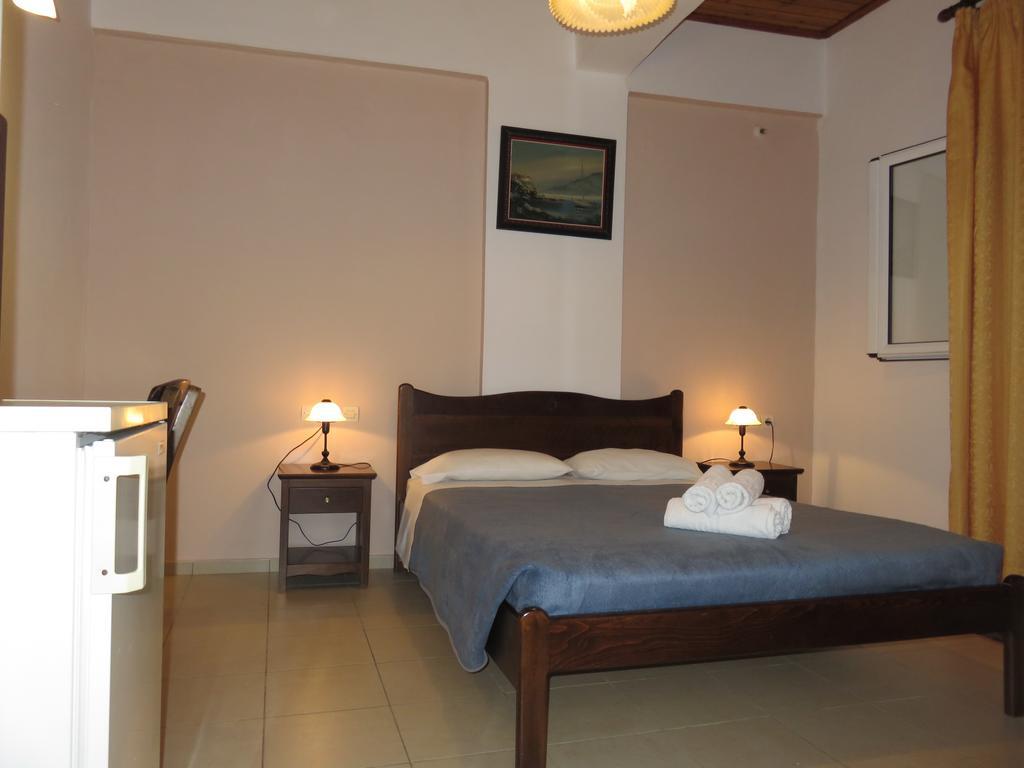 Frosso'S Apartments Kokkini Hani Екстер'єр фото